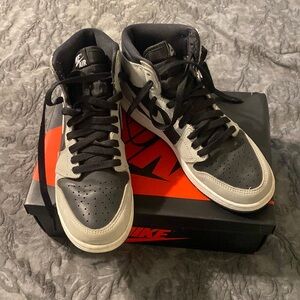 Air Jordan Retro High OG Shadow Sneakers